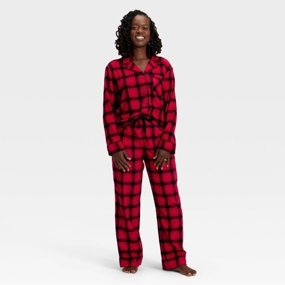 Wondershop Red and Black Plaid Pajama Set, Size Small NWT